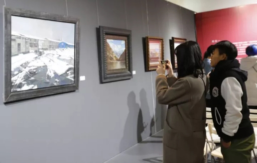首届中国色彩艺术大展开幕启航